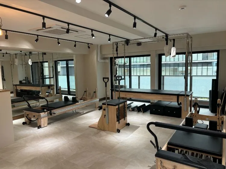 ルルト西新宿店