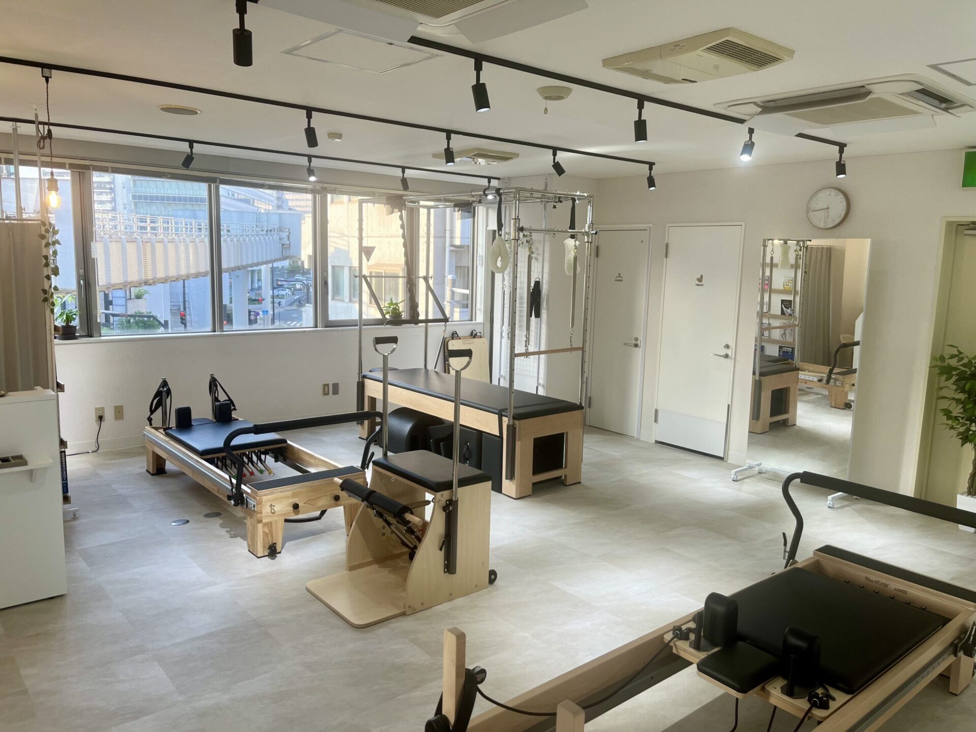 ピラティススタジオ『ルルト』千葉店内観